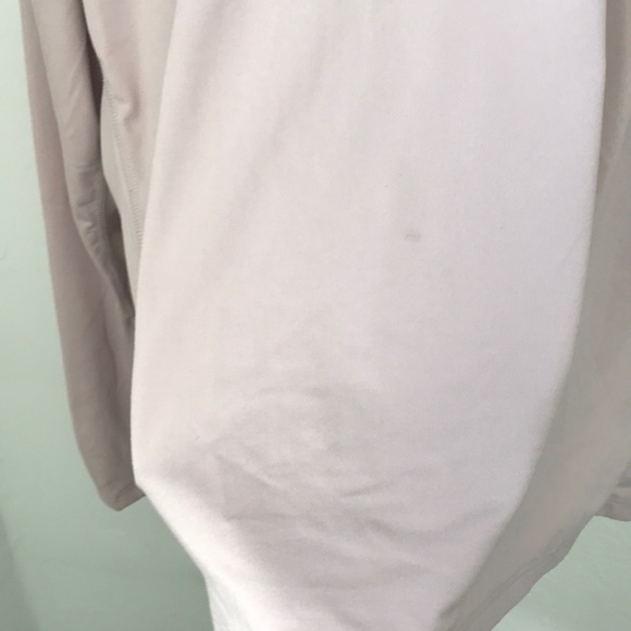 SOLD Nike running shirt - Picture 10 of 12